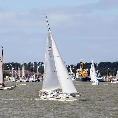 Sonnendeck - Hues In Lee * Suddorf