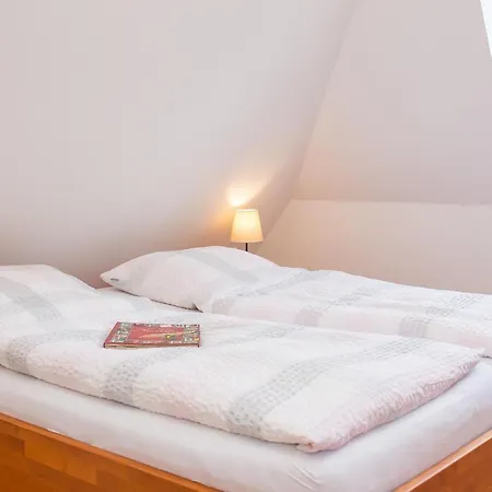 Sonnendeck - Hues In Lee Suddorf